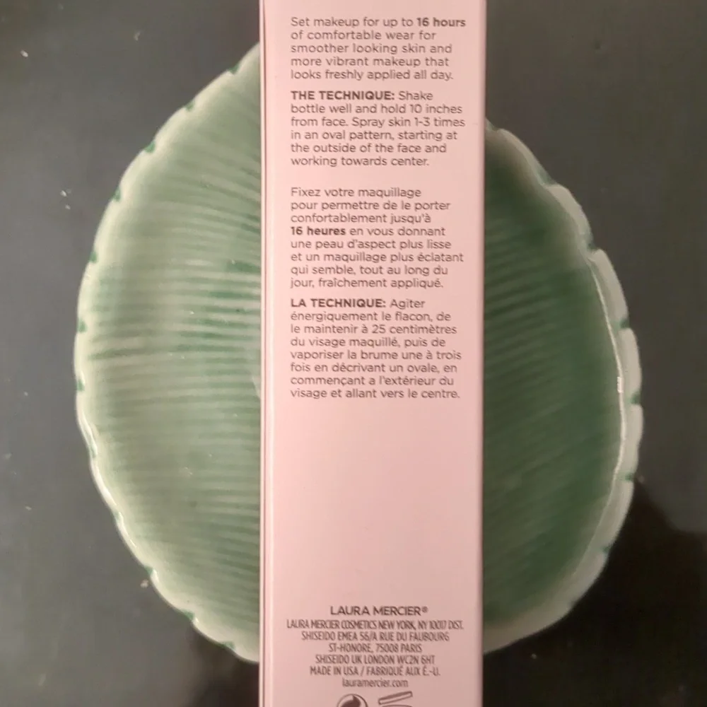 Translucent Pure Setting Spray